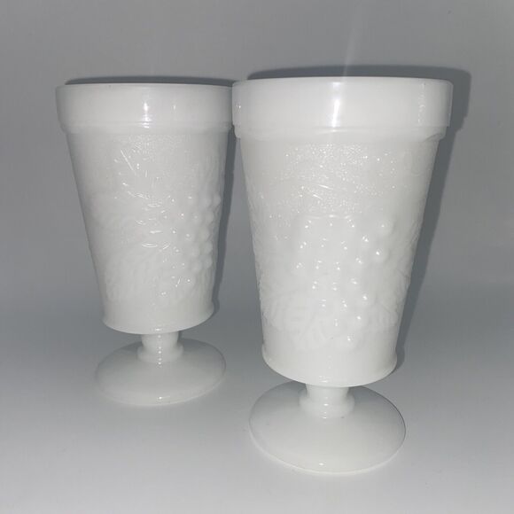 Anchor Hocking White Milk Glass Grape Leaves 5 3/4” Footed Goblet  Set Of 2 - Picture 11 of 11